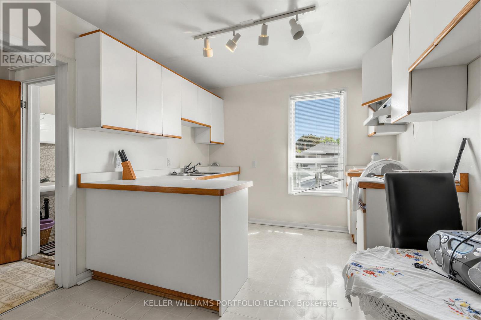 207 Symington Avenue, Toronto, Ontario  M6P 3W5 - Photo 31 - W13819546