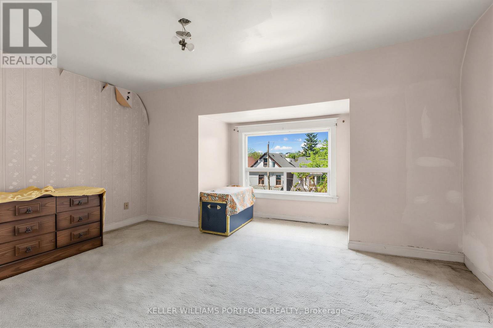 207 Symington Avenue, Toronto, Ontario  M6P 3W5 - Photo 8 - W13819546