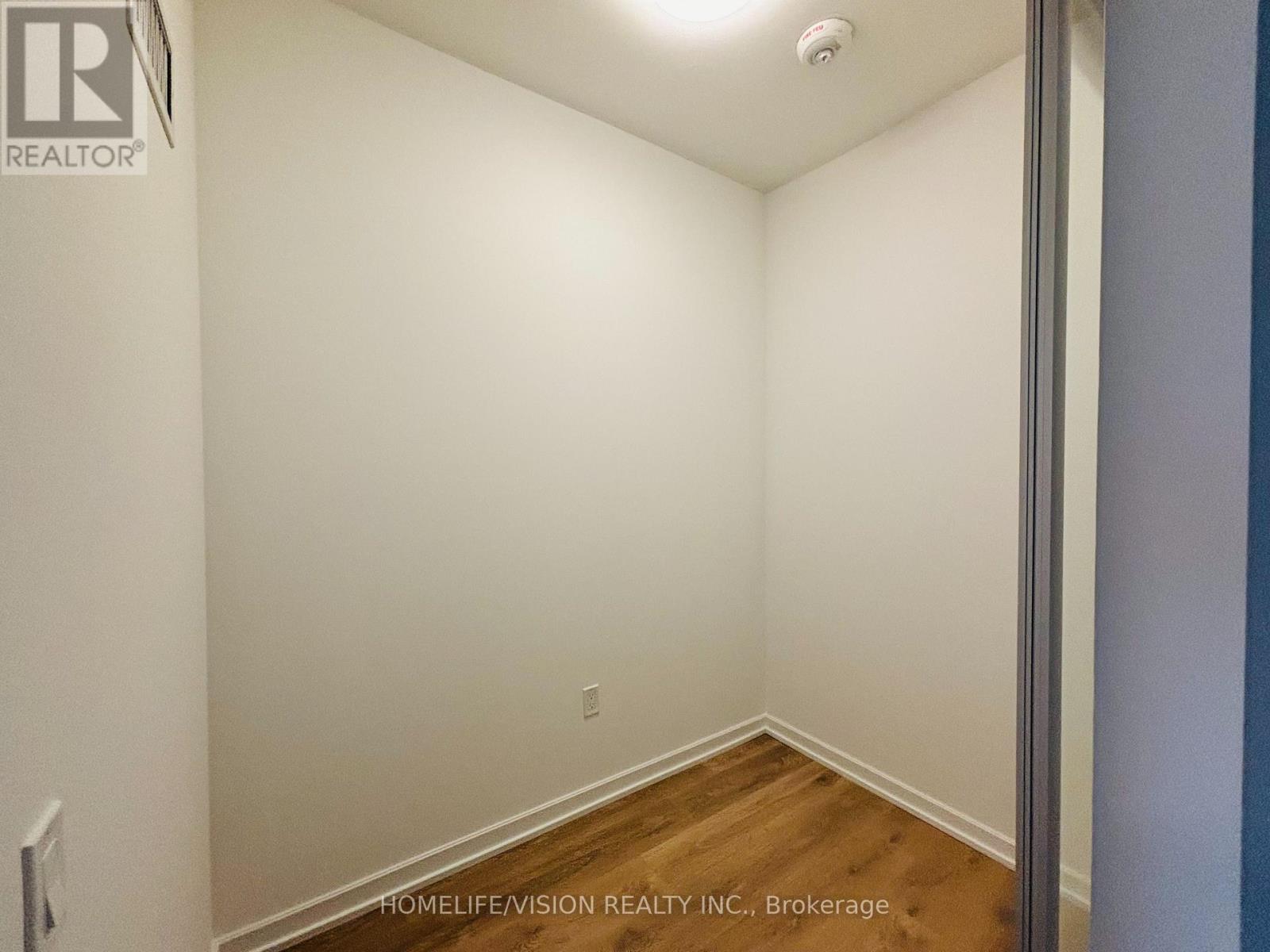 1608 - 10 Graphophone Grove, Toronto, Ontario  M6H 0E5 - Photo 13 - W13819570