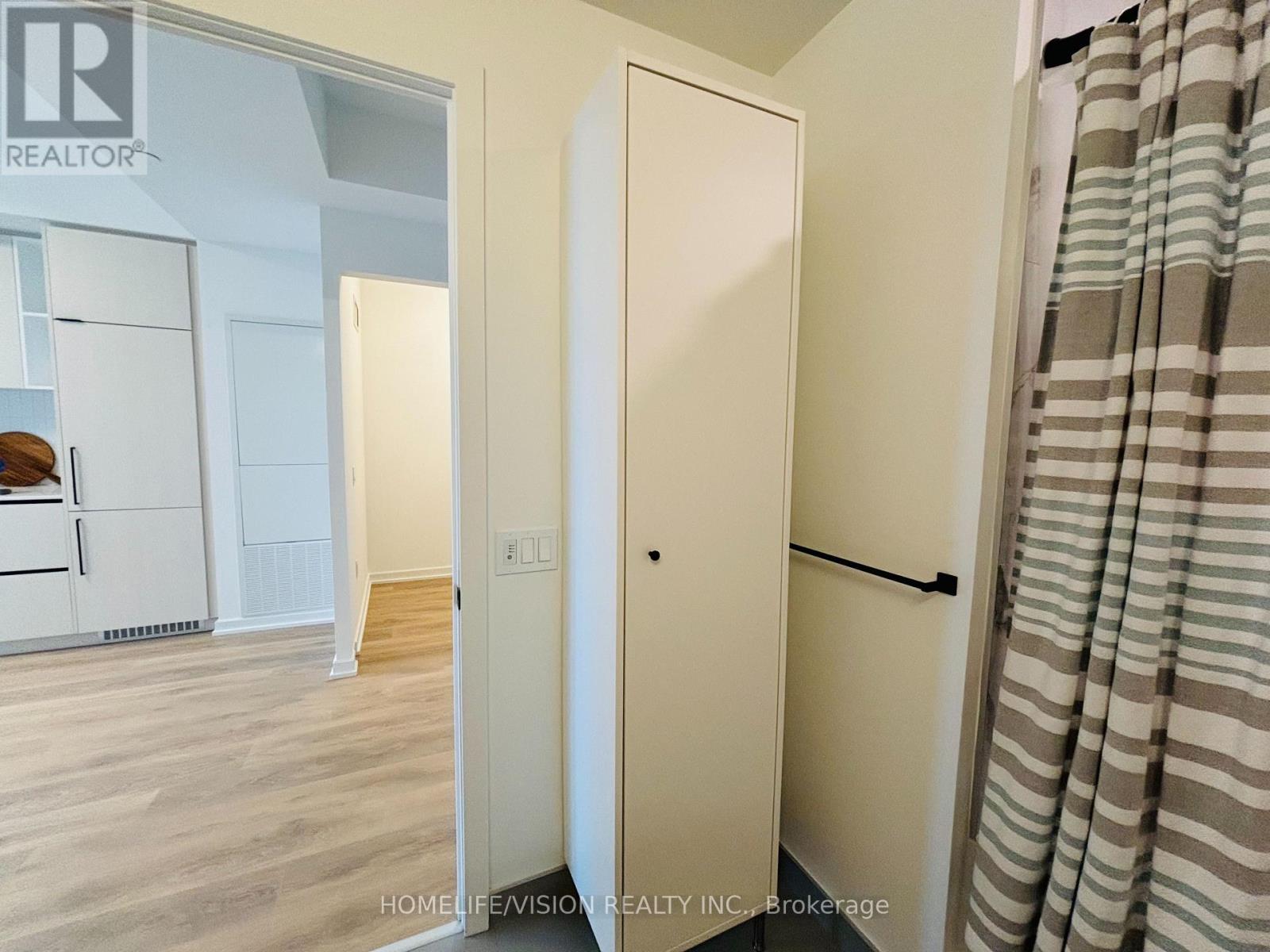 1608 - 10 Graphophone Grove, Toronto, Ontario  M6H 0E5 - Photo 18 - W13819570