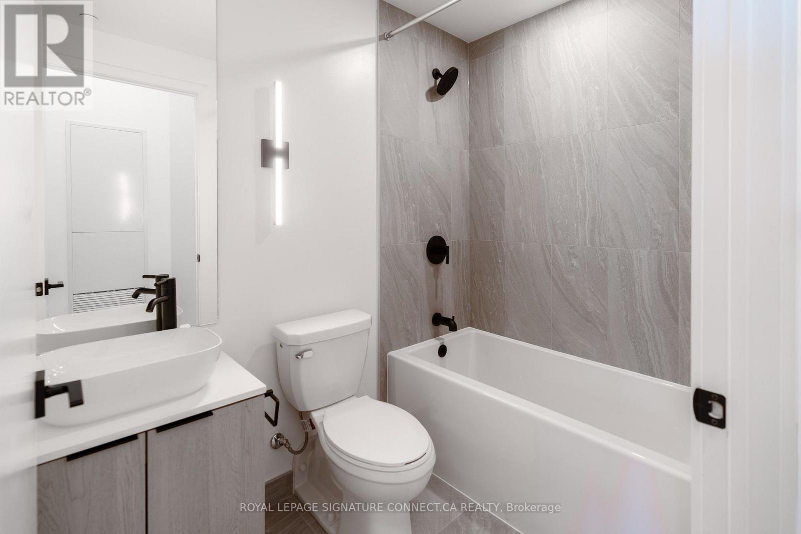 310 - 1185 Dupont Street, Toronto, Ontario  M6H 0G5 - Photo 16 - W13819688