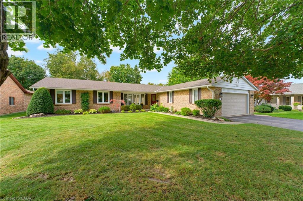 15 MCLAREN Avenue N, Listowel, Ontario