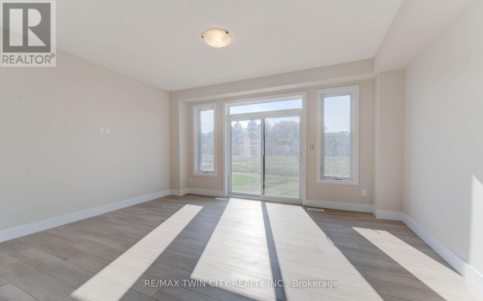 161 Dunnigan Drive, Kitchener, Ontario N2B 0B1 - Photo 13 - X13819438