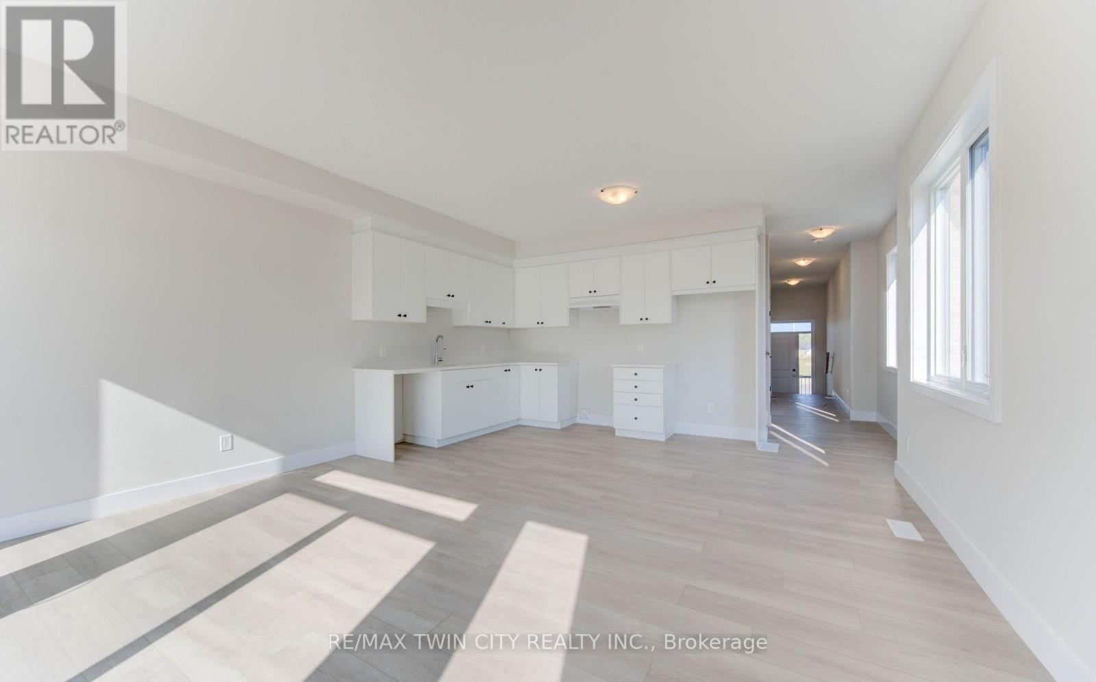 161 Dunnigan Drive, Kitchener, Ontario N2B 0B1 - Photo 16 - X13819438