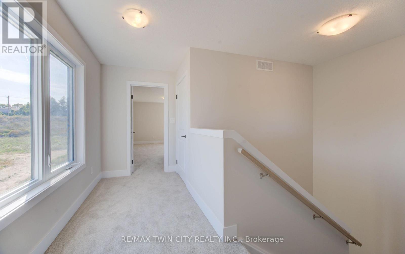 161 Dunnigan Drive, Kitchener, Ontario N2B 0B1 - Photo 23 - X13819438