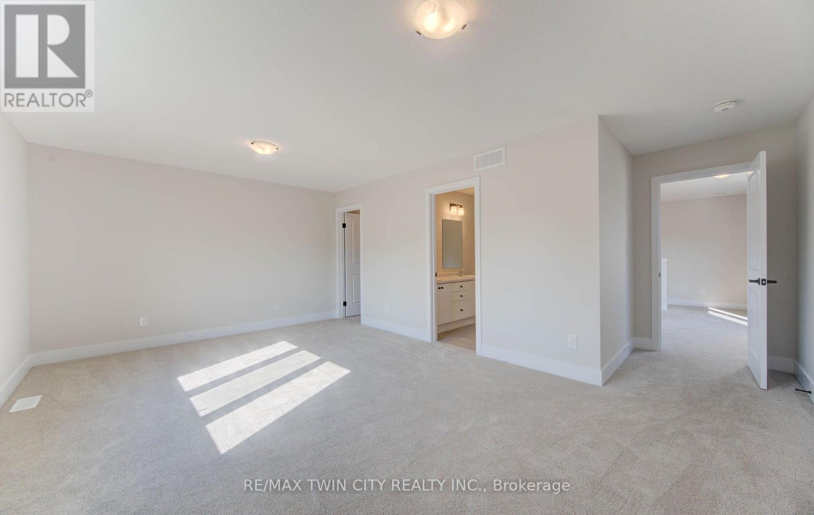 161 Dunnigan Drive, Kitchener, Ontario N2B 0B1 - Photo 34 - X13819438