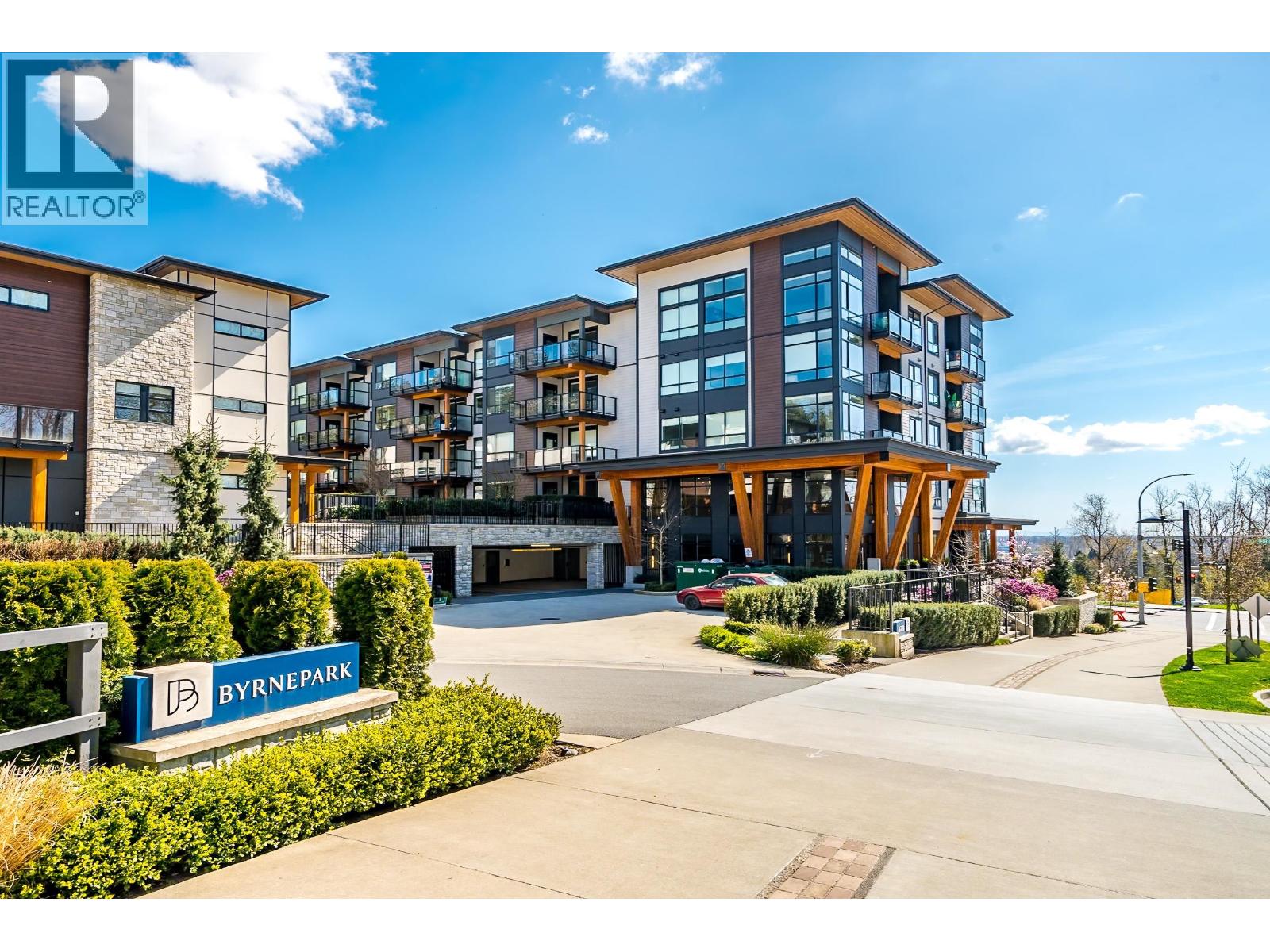 416 6438 BYRNEPARK DRIVE, Burnaby, British Columbia