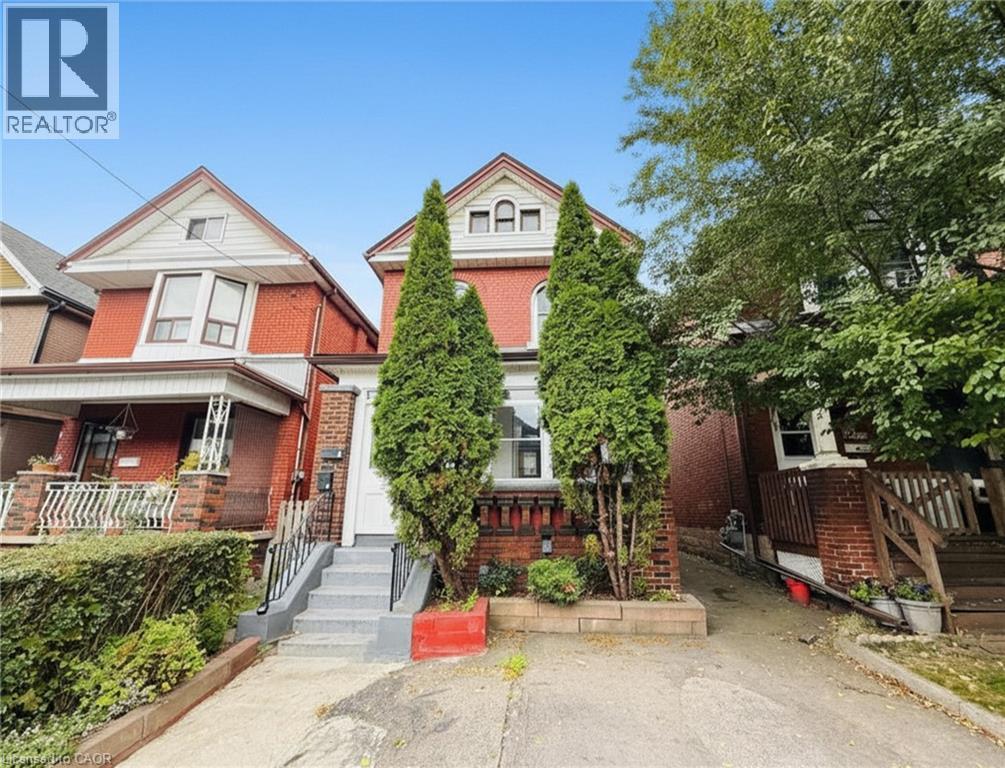 24 Somerset Avenue, Hamilton, Ontario  L8L 2L5 - Photo 2 - 40849139