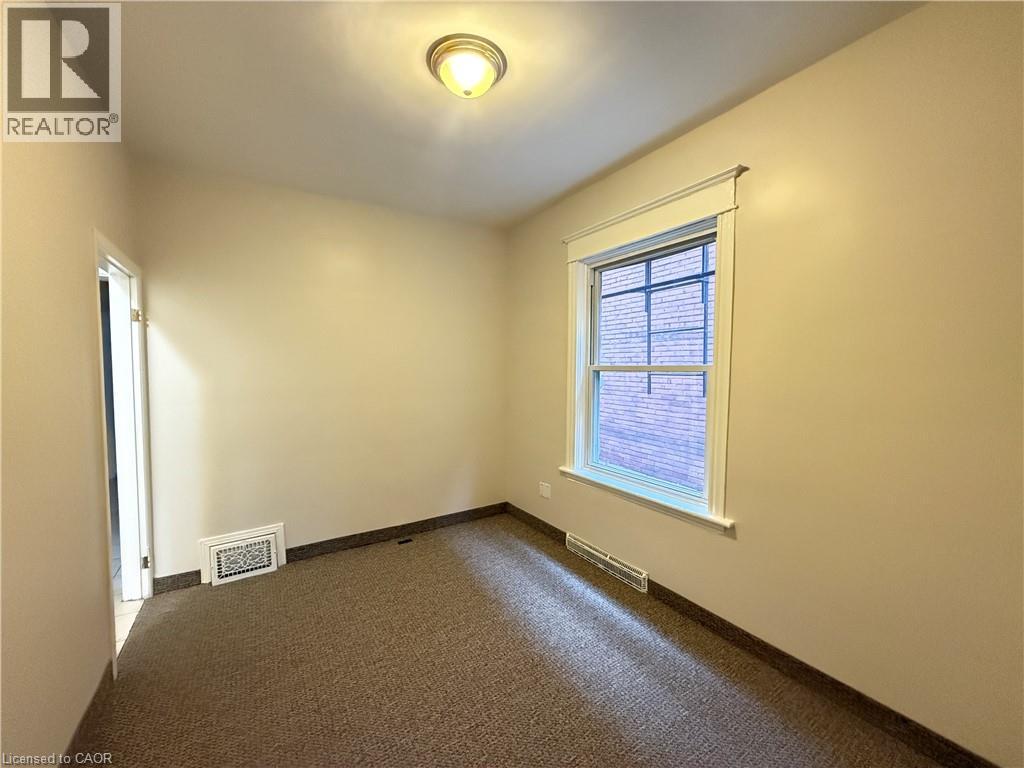 24 Somerset Avenue, Hamilton, Ontario  L8L 2L5 - Photo 12 - 40849139