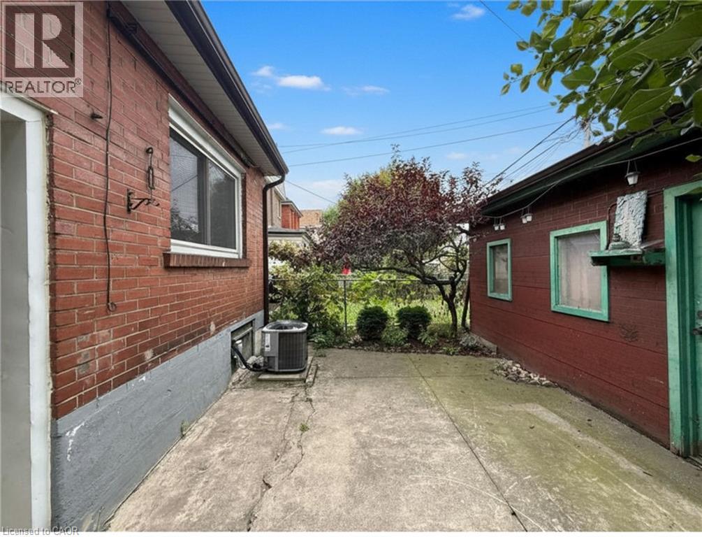 24 Somerset Avenue, Hamilton, Ontario  L8L 2L5 - Photo 28 - 40849139