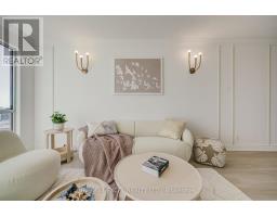 1706 - 8 LEE CENTRE DRIVE, Toronto, Ontario