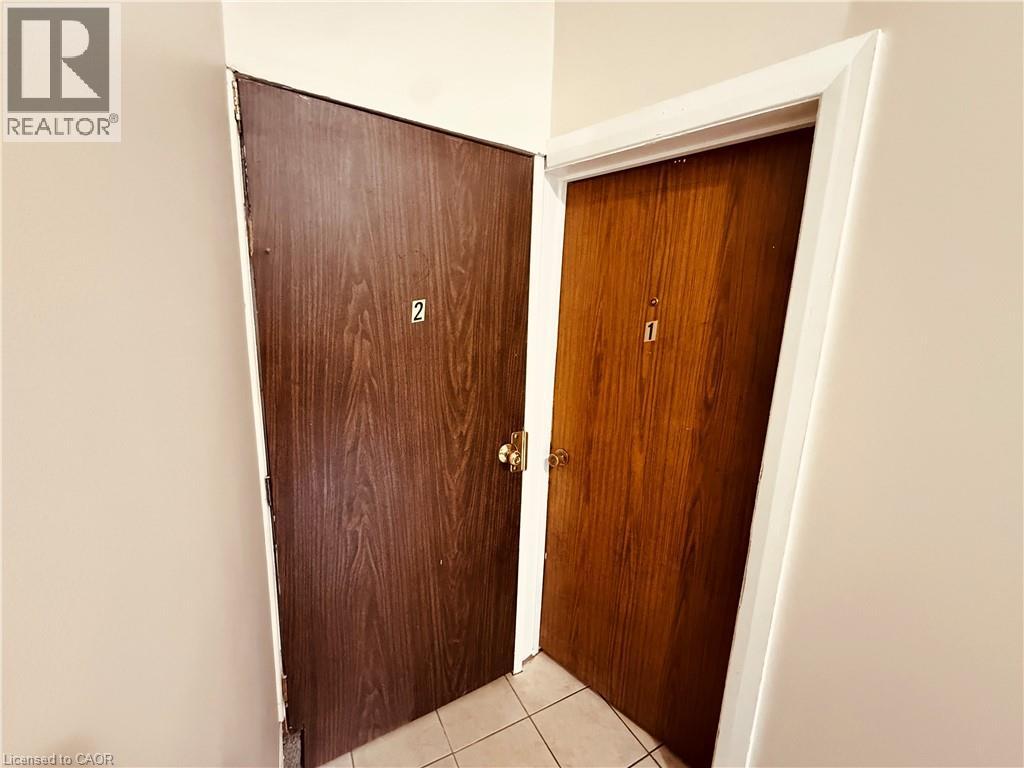 24 Somerset Avenue, Hamilton, Ontario  L8L 2L5 - Photo 5 - 40849139