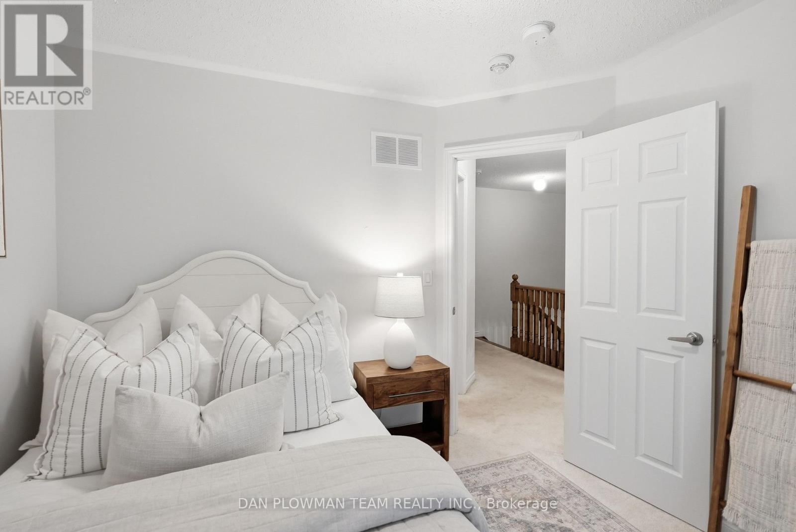 14 Cornerside Way, Whitby, Ontario L1M 0L8 - Photo 35 - E13815788