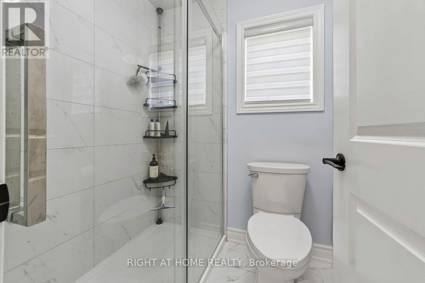 23 Croxall Boulevard, Whitby, Ontario  L1M 2E3 - Photo 26 - E13816472