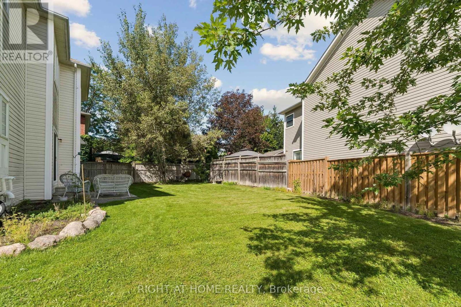 23 Croxall Boulevard, Whitby, Ontario  L1M 2E3 - Photo 44 - E13816472