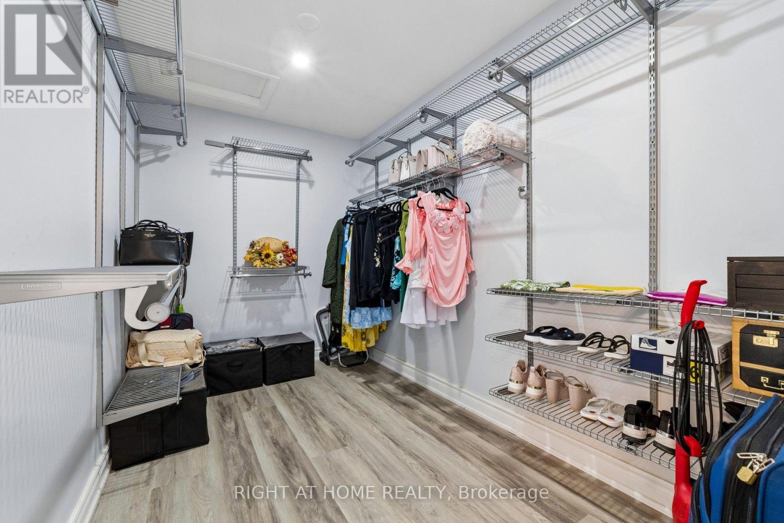 23 Croxall Boulevard, Whitby, Ontario  L1M 2E3 - Photo 39 - E13816472