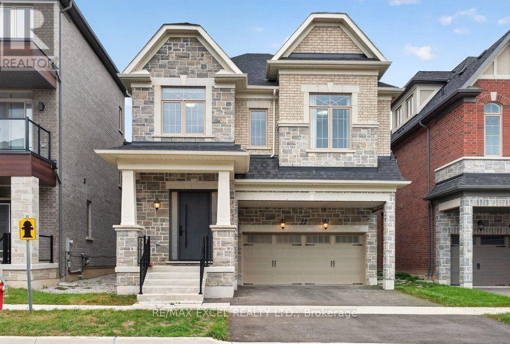 17 Cinquefoil Street, Richmond Hill, Ontario  L4E 1J9 - Photo 4 - N13802110