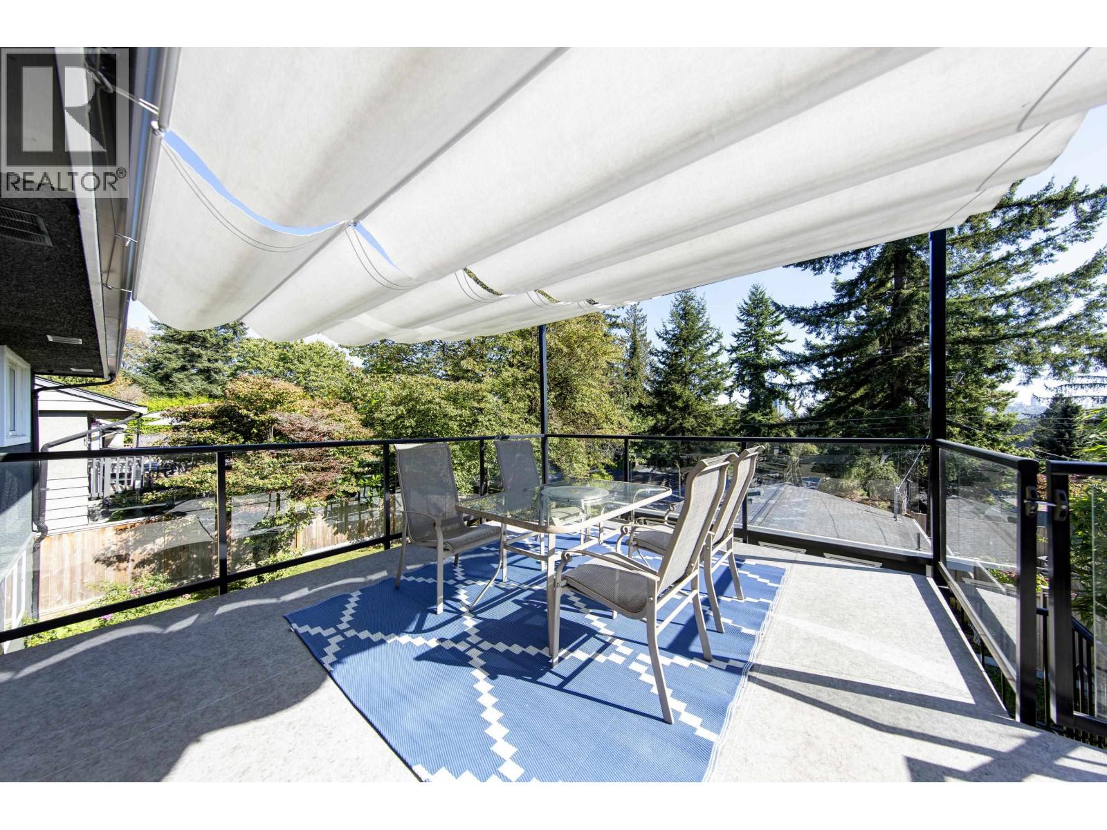 1243 Cloverley Street, North Vancouver, British Columbia  V7L 1N7 - Photo 13 - R3167265