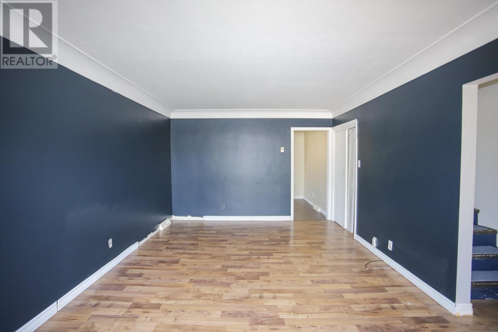 382 Farwell TER photo 10