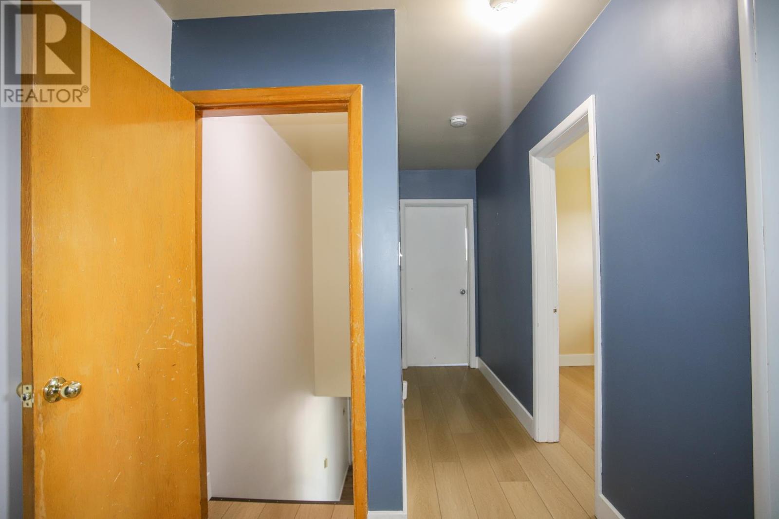382 Farwell TER photo 16