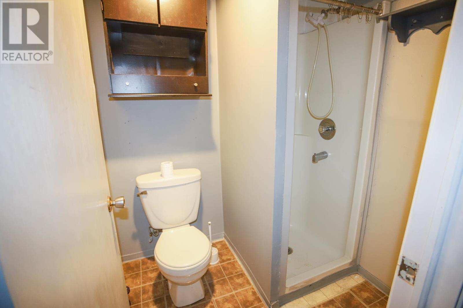 382 Farwell TER photo 28