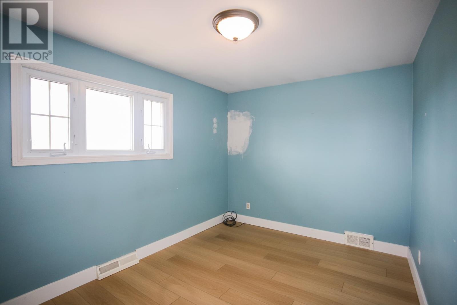 382 Farwell TER photo 21
