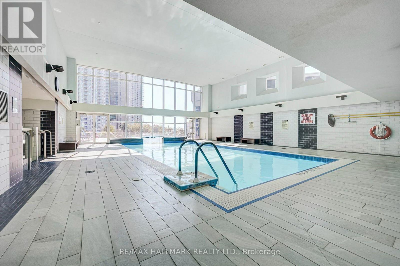 402 - 218 Queens Quay W, Toronto, Ontario  M5J 2Y6 - Photo 25 - C13819432