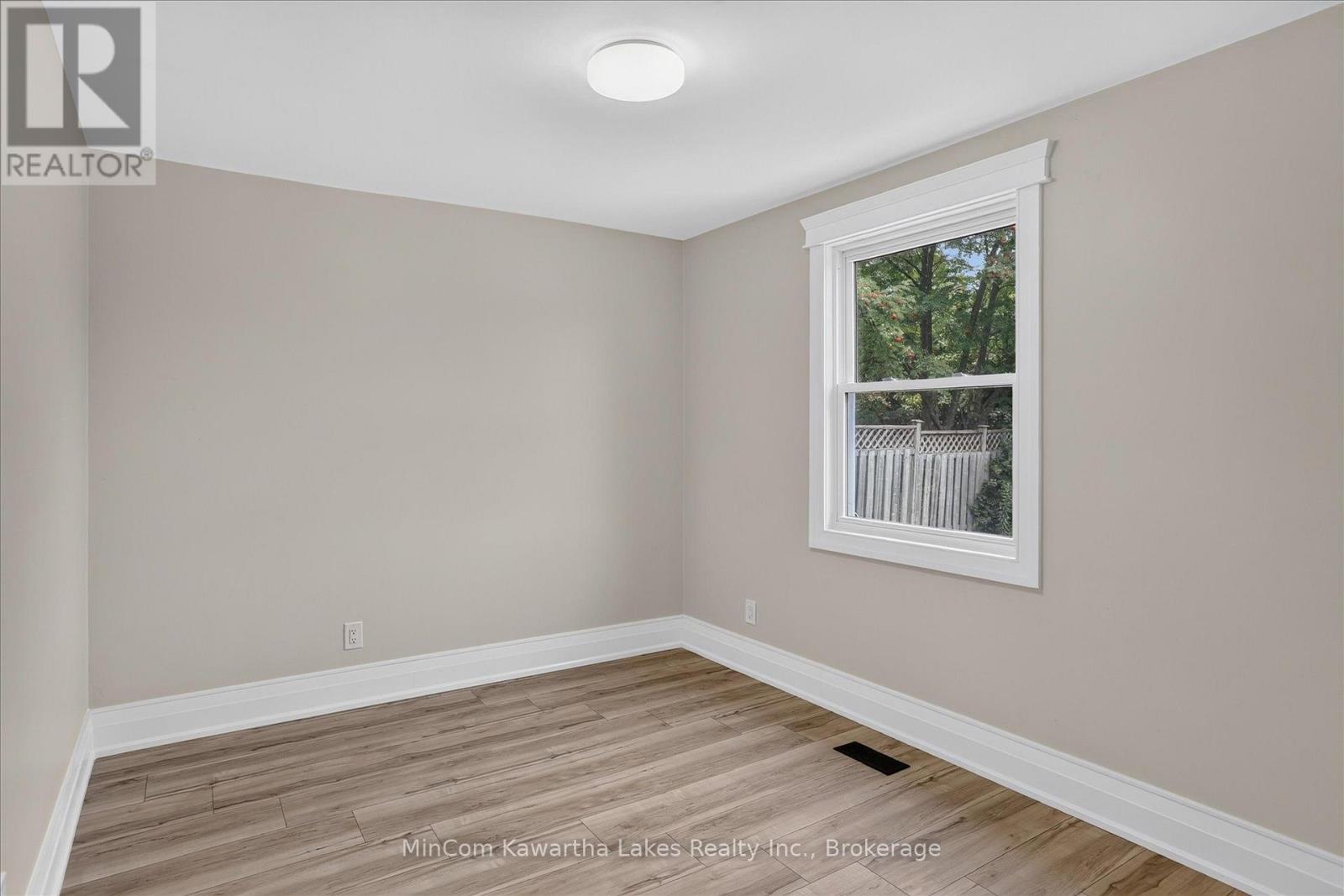 1028 Western Avenue, Peterborough, Ontario  K9J 5W4 - Photo 27 - X13766438