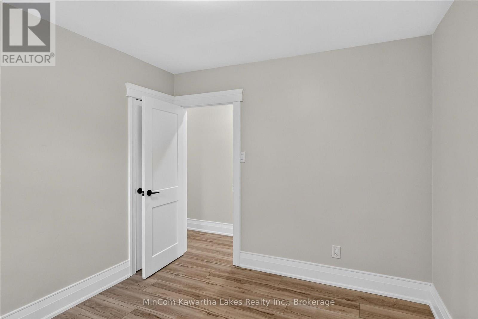 1028 Western Avenue, Peterborough, Ontario  K9J 5W4 - Photo 30 - X13766438