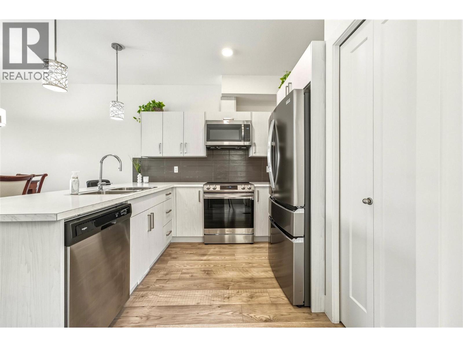 933 Mt Robson Place Unit# 25, Vernon, British Columbia  V1B 4G4 - Photo 10 - 10401689