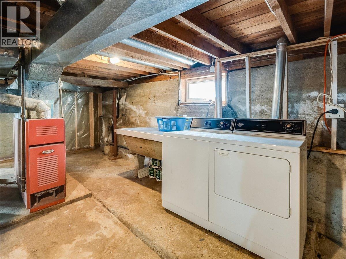 414 Mill Street, Nelson, British Columbia V1L 4R9 - Photo 38 - 10401515