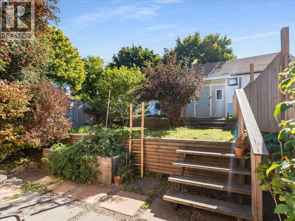 414 Mill Street, Nelson, British Columbia V1L 4R9 - Photo 4 - 10401515