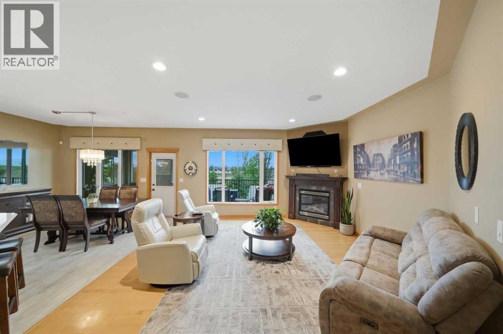 111 Adams Close photo 10
