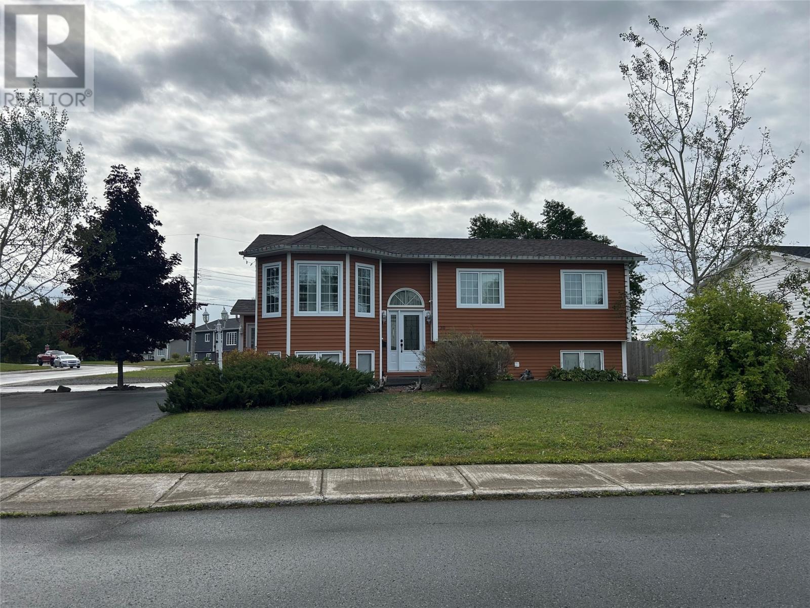 30 Snow Crescent, Grand Falls- Windsor, Newfoundland & Labrador