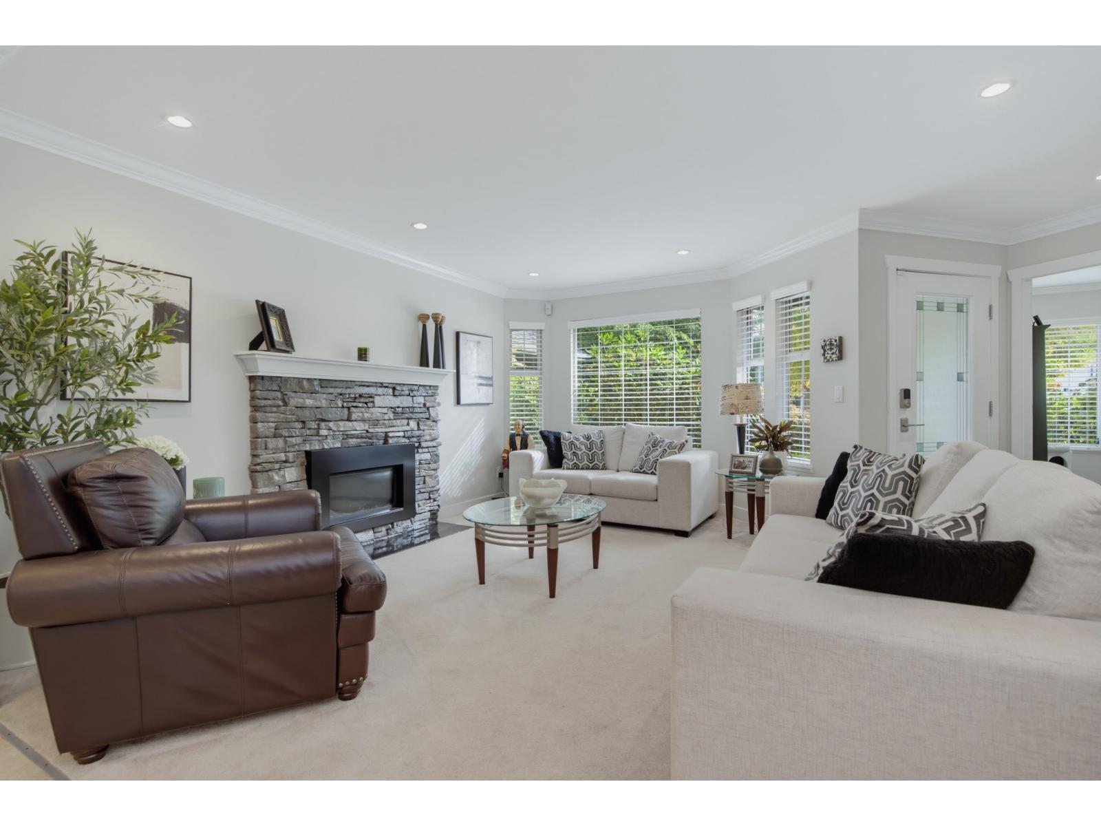 5695 185 Street, Surrey, British Columbia  V3S 7T1 - Photo 5 - R3168319