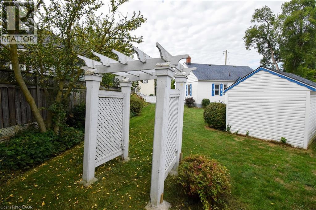 272 Carlton Street, St. Catharines, Ontario  L2N 1B9 - Photo 22 - 40851047