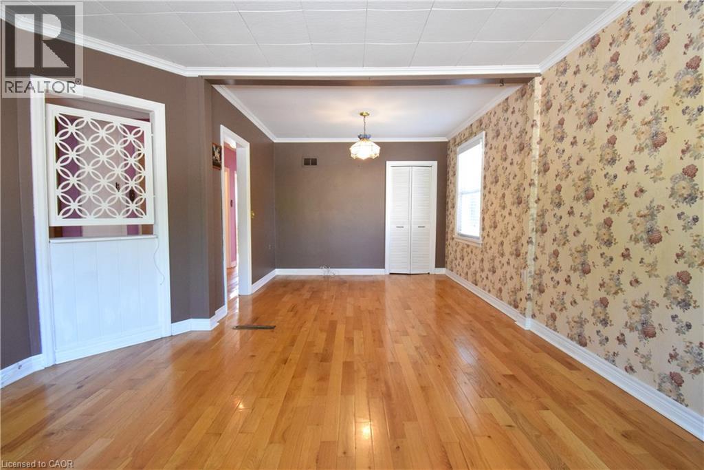 272 Carlton Street, St. Catharines, Ontario  L2N 1B9 - Photo 6 - 40851047