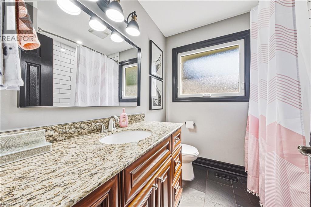 581 Holly Hill Crescent, Burlington, Ontario  L7L 3Z8 - Photo 21 - 40865056