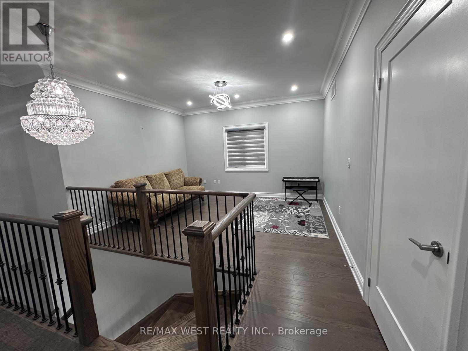 111 Scarlet Way, Bradford West Gwillimbury (Bradford), Ontario  L3Z 0T4 - Photo 15 - N13819826