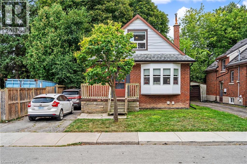 15 Mapes Avenue, Hamilton, Ontario  L8S 2K3 - Photo 1 - 40865817