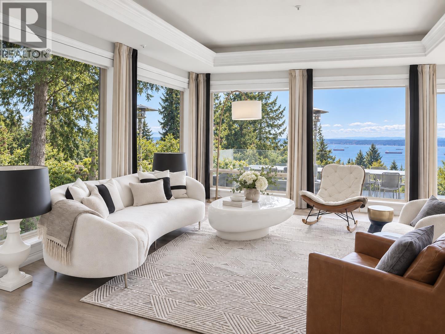 1560 Chippendale Court, West Vancouver, British Columbia  V7S 3G6 - Photo 9 - R3168572