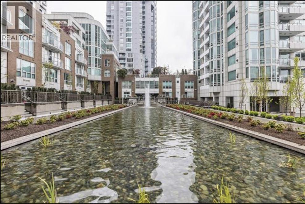 T19 1501 HOWE STREET, Vancouver, British Columbia