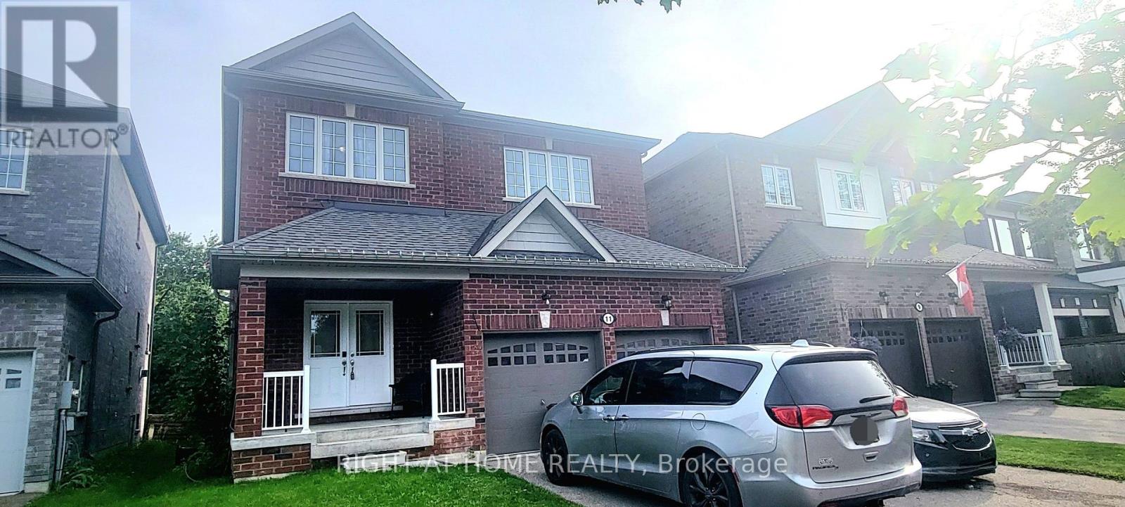 11 Richmond Park Drive, Georgina, Ontario  L4P 0H2 - Photo 2 - N13815194
