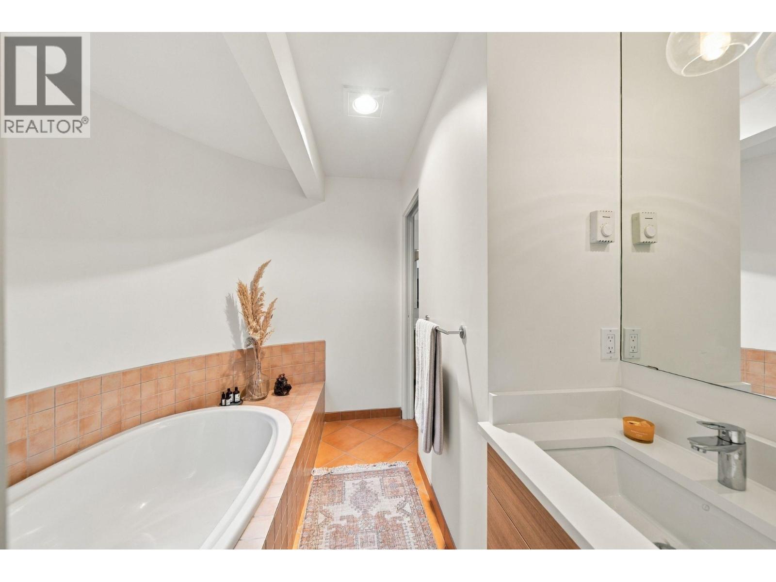 2240 York Avenue, Vancouver, British Columbia  V6K 1C6 - Photo 28 - R3168742