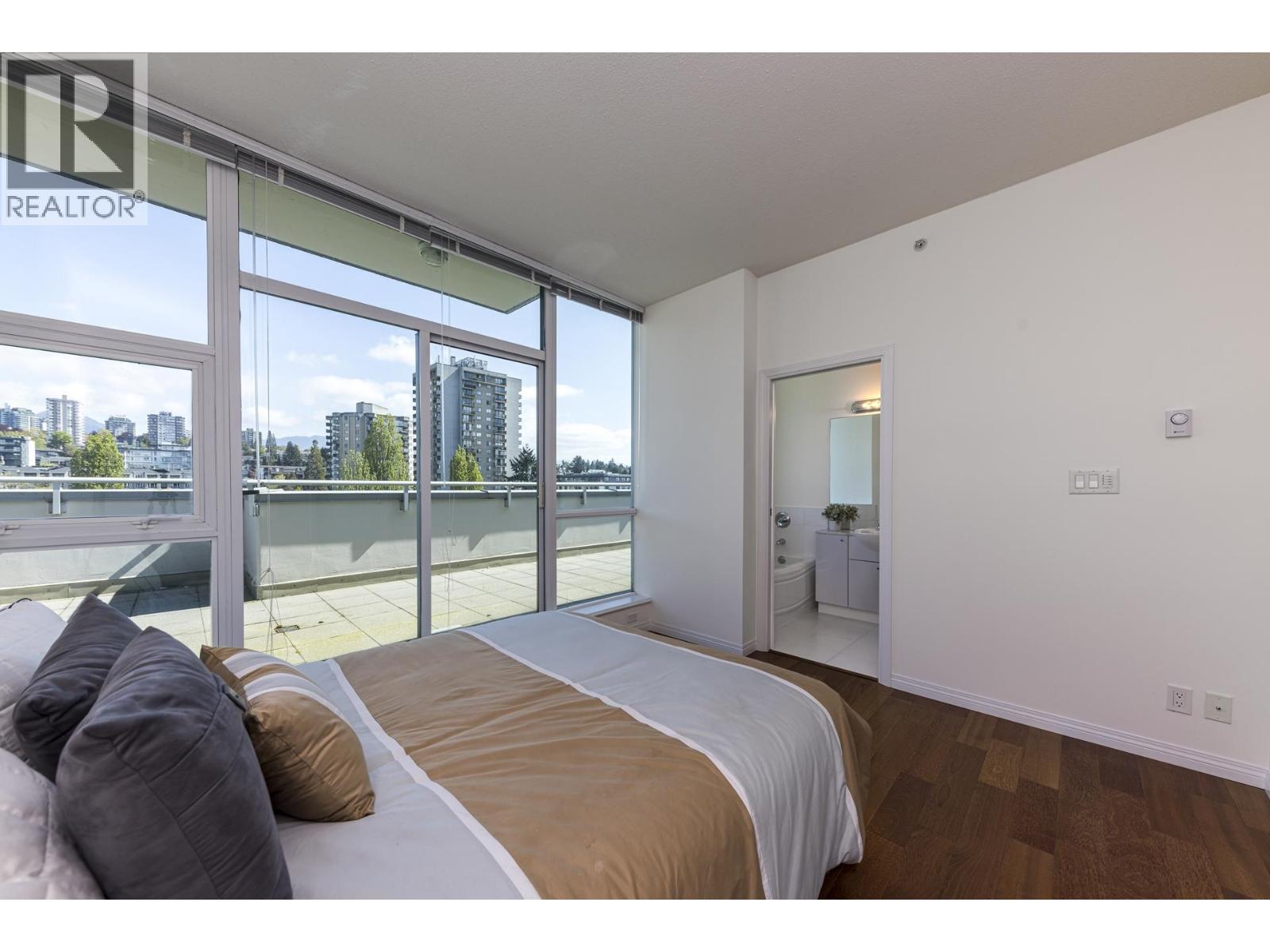 Ph1 168 E Esplanade, North Vancouver, British Columbia  V7L 4X8 - Photo 20 - R3148481