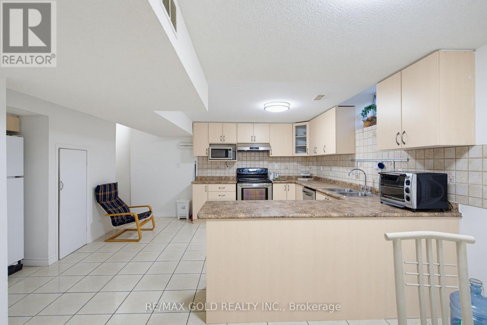 29 Blaketon Court, Brampton, Ontario  L6P 1K7 - Photo 45 - W13819182