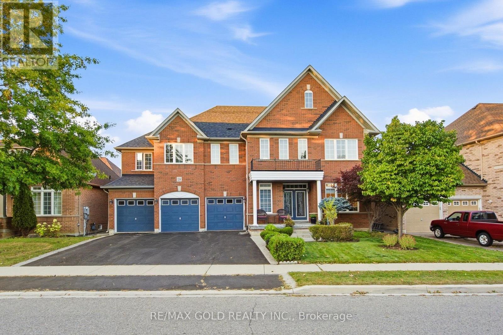 29 BLAKETON COURT, Brampton, Ontario