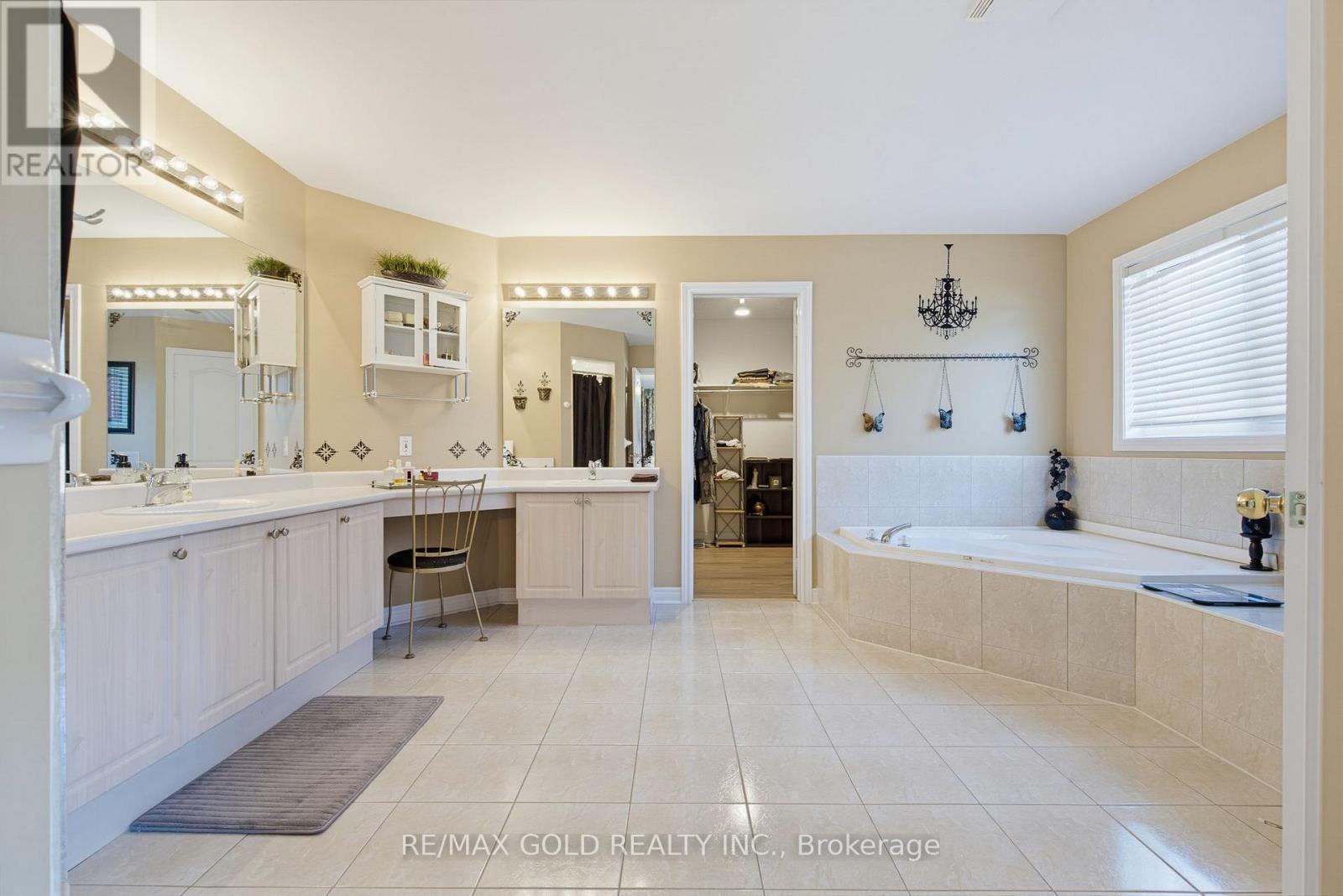 29 Blaketon Court, Brampton, Ontario  L6P 1K7 - Photo 23 - W13819182