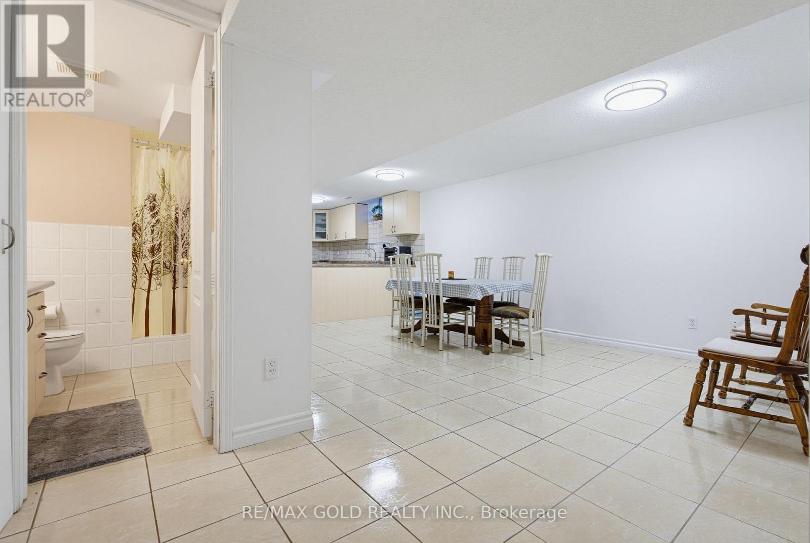 29 Blaketon Court, Brampton, Ontario  L6P 1K7 - Photo 43 - W13819182