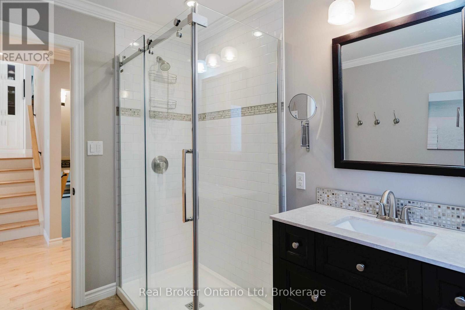 126 5th Avenue E, Owen Sound, Ontario  N4K 6C7 - Photo 35 - X13819228